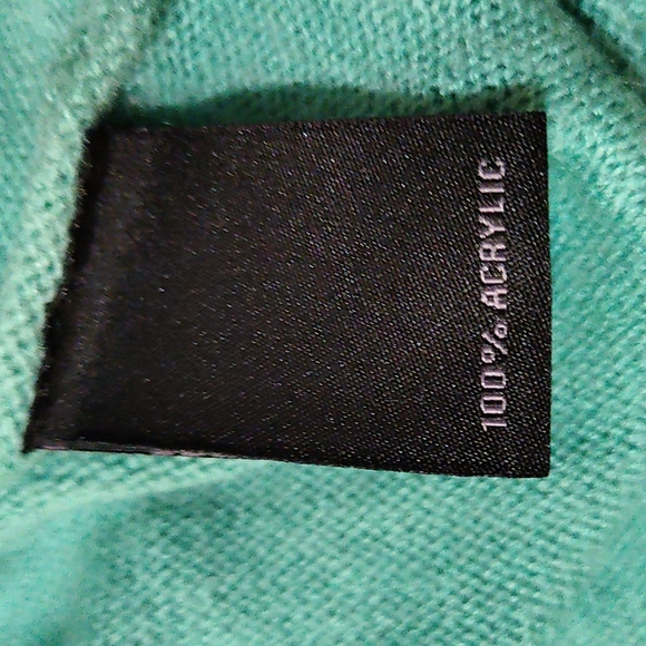 EUC Womens investments top - Picture 5 of 8